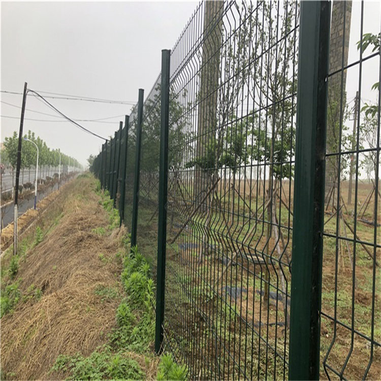 水庫防護隔離網(wǎng)圖片4 水庫防護隔離網(wǎng)圖片4