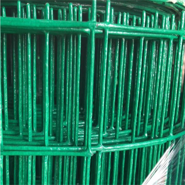 水源地防銹鐵絲網防腐處理圖片3