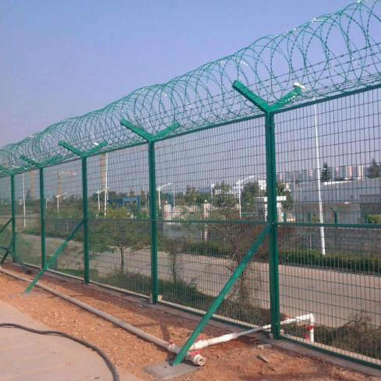 民用機(jī)場飛行區(qū)隔離網(wǎng)圖片1 民用機(jī)場飛行區(qū)隔離網(wǎng)圖片1