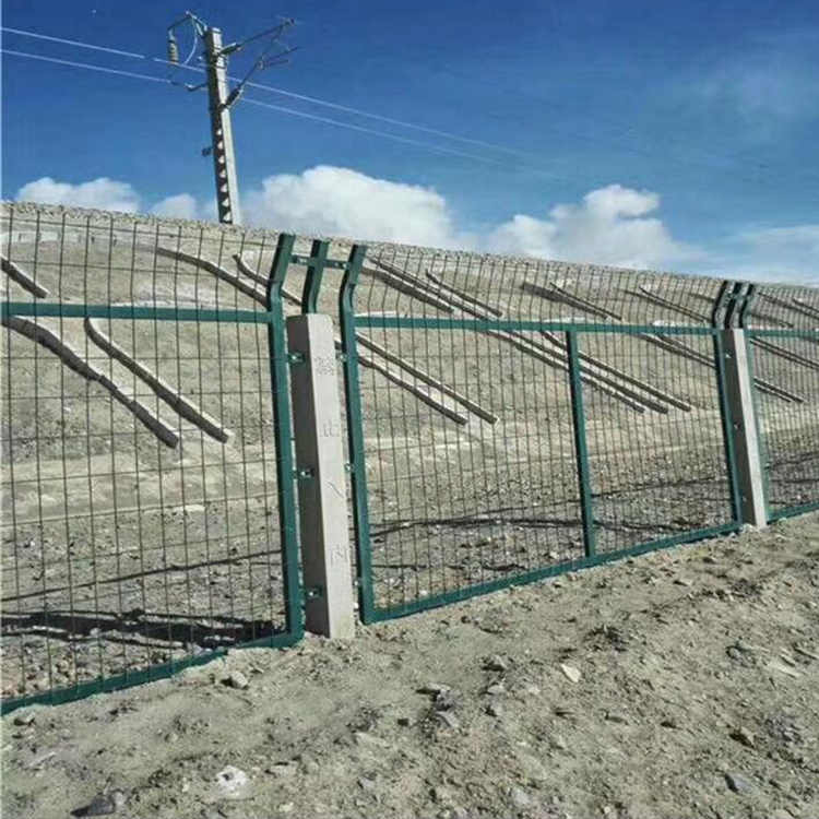 8001鐵路護欄網安裝人工報價圖片2 8001鐵路護欄網安裝人工報價圖片2