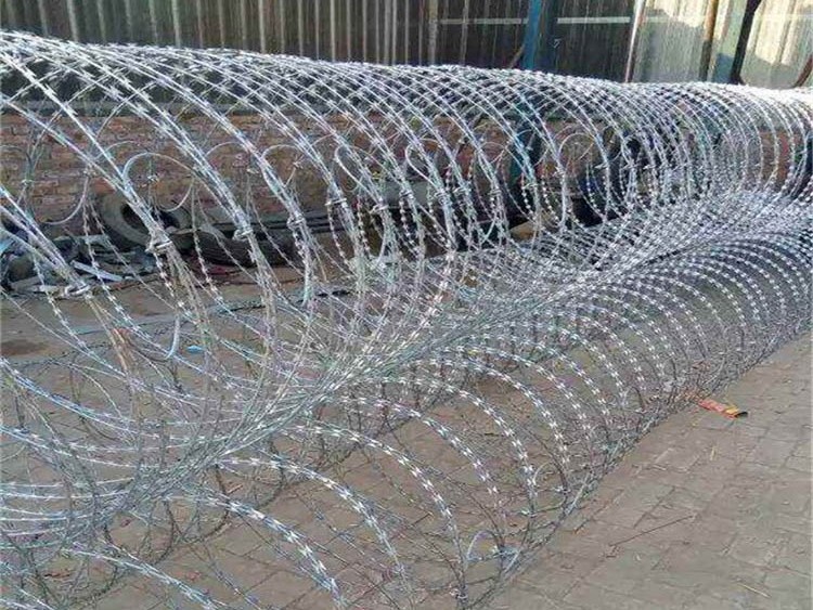 圍墻刺鐵絲網