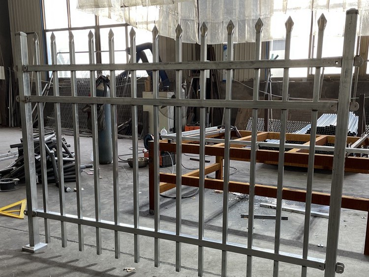 學(xué)校圍墻護(hù)欄 學(xué)校圍墻護(hù)欄