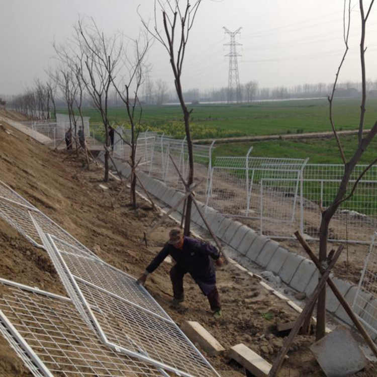 電場圍網(wǎng)安裝18631858321 電場圍網(wǎng)安裝18631858321