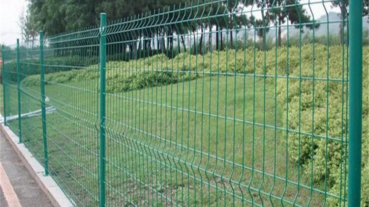 鐵絲圍欄網(wǎng)18631858321 鐵絲圍欄網(wǎng)18631858321