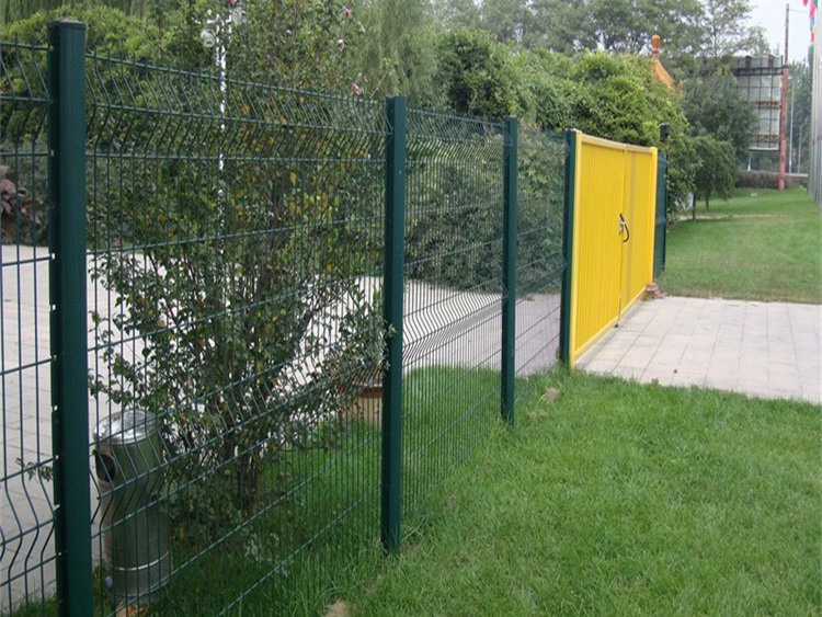 草坪花壇護(hù)欄18631858321 草坪花壇護(hù)欄18631858321