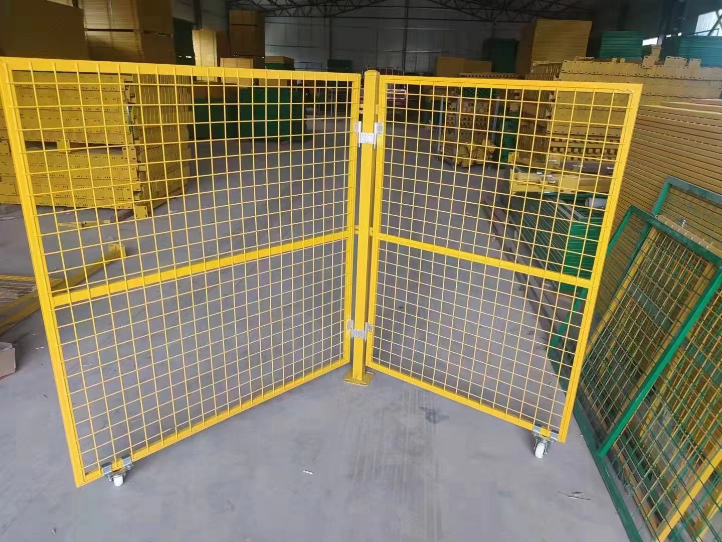 廠區車間設備隔離網圖片2 廠區車間設備隔離網圖片2