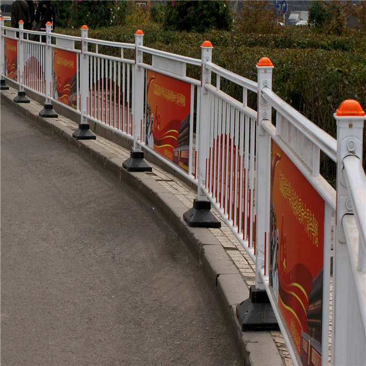 橋梁中心護(hù)欄圖片3 橋梁中心護(hù)欄圖片3