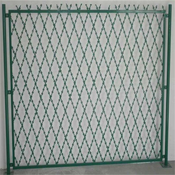 監獄焊接刀片刺網圖片4 監獄焊接刀片刺網圖片4