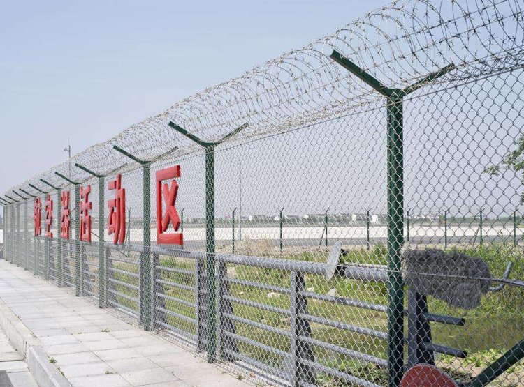 鋁包鋼護欄網圖片3 鋁包鋼護欄網圖片3