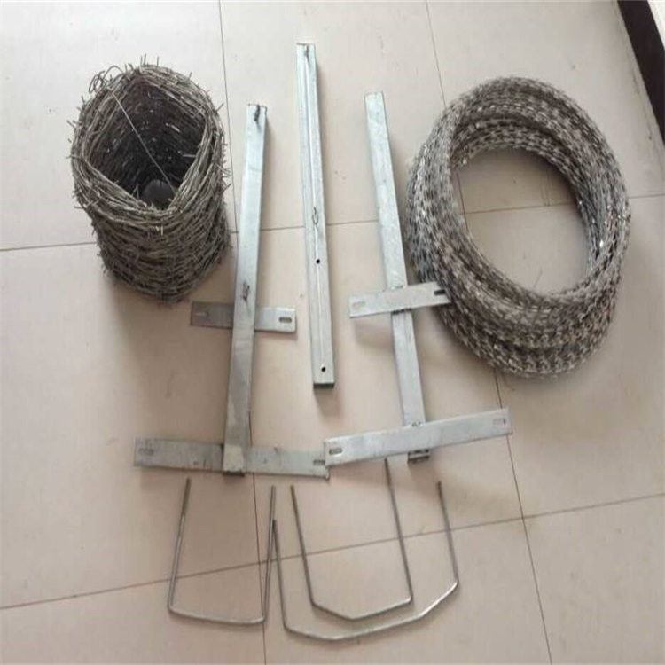 鐵路防護(hù)柵欄土字支架圖片4 鐵路防護(hù)柵欄土字支架圖片4