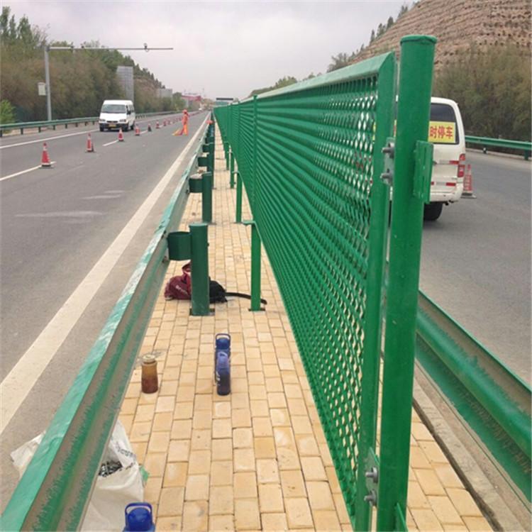 高速公路防眩網圖片2 高速公路防眩網圖片2