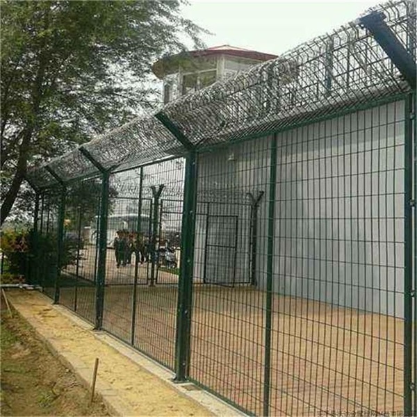 監(jiān)獄鋼網(wǎng)墻圖片4 監(jiān)獄鋼網(wǎng)墻圖片4